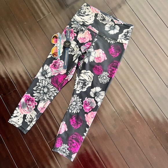 Balance Collection Purple Floral Crop Leggings Size S - Picture 2 of 4